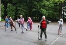 У Жмеринці стартували щотижневі безкоштовні заняття зі скандинавської ходьби