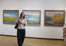 Мелодії душі та простору: у Вінниці відкрили нову виставку Володимира Козюка