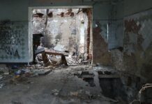 Смітник у центрі Вінниці: на що перетворився будинок Львовичів на Соборній, 9