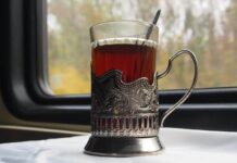 Чай за 20 грн: Укрзалізниця вперше за 6 років індексує ціни в поїздах