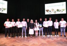 Працюють для Перемоги: у Вінниці вшанували фермерів