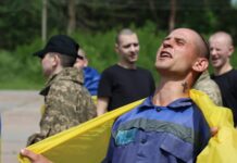 Двоє військових з Вінниччини повернулися з полону: стартував новий обмін