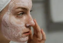 Як доглядати за шкірою влітку: прості поради для сяйва та здоров’я