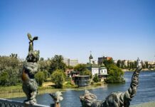 Щоб мрії збувались: ТОП-5 вінницьких пам’ятників, які «виконують бажання»