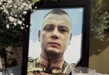 На Вінниччині відкрили пам’ятну дошку загиблому нацгвардійцю Віталію Бондарю