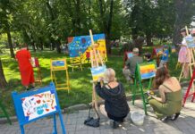 У Вінниці діти малювали мирне небо разом із воїнами до Дня Повітряних Сил