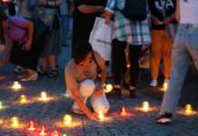 Лампадки у формі соняха засвітили у Вінниці на Вечорі пам’яті Героїв