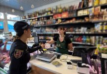 Поліція Вінниччини нагадує про заборону продажу алкоголю особам до 18 років