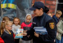 Вінницькі рятувальники провели урок безпеки для школярів