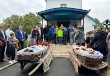 Копистирин оплакує двох підлітків, які загинули від жорстокого нападу