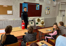 Рятувальники Вінниччини проводять уроки безпеки для школярів