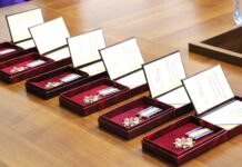 У Вінниці рідним загиблих Героїв вручили посмертні державні нагороди