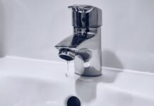 У Вінниці та Десні 26 листопада відключать воду: перелік адрес