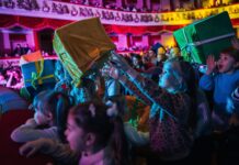 З танцями й забавами: Діток у неділю у Вінниці запрошують на шоу-виставу «Новорічна Місія Мегащенят Рятівників»