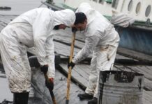 У Ладижинській громаді триває ліквідація наслідків обстрілу: забруднення локалізовано та перебуває під контролем