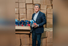 Команда Кучера передала п’ять тисяч подарунків дітям Вінниччини