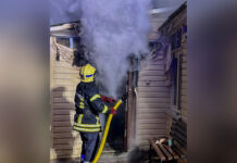 На Вінниччині через коротке замикання загорілися будинок та літня кухня