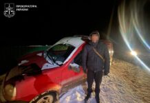 8 тисяч доларів за втечу з країни: на Вінниччині викрили пособника незаконної схеми