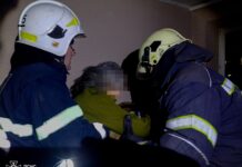 На Вінниччині врятували трьох літніх людей із зачинених квартир