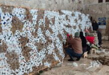 Понад 42 тисячі метрів тканини для сіток передали волонтерам Вінниччини