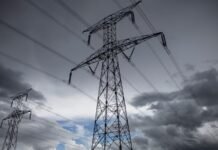 На Вінниччині з 17:00 до 22:00 обмежать електроспоживання для бізнесу