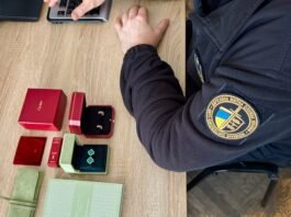 На Вінниччині викрили спробу ввезення брендових прикрас через «зелений коридор»