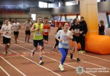 Поліцейські Вінниччини взяли участь у всеукраїнському забігу пам’яті загиблих колег