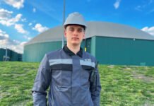 Студент і слюсар: як 20-річний Олександр Козак поєднує навчання і роботу на «Біогаз Ладижин