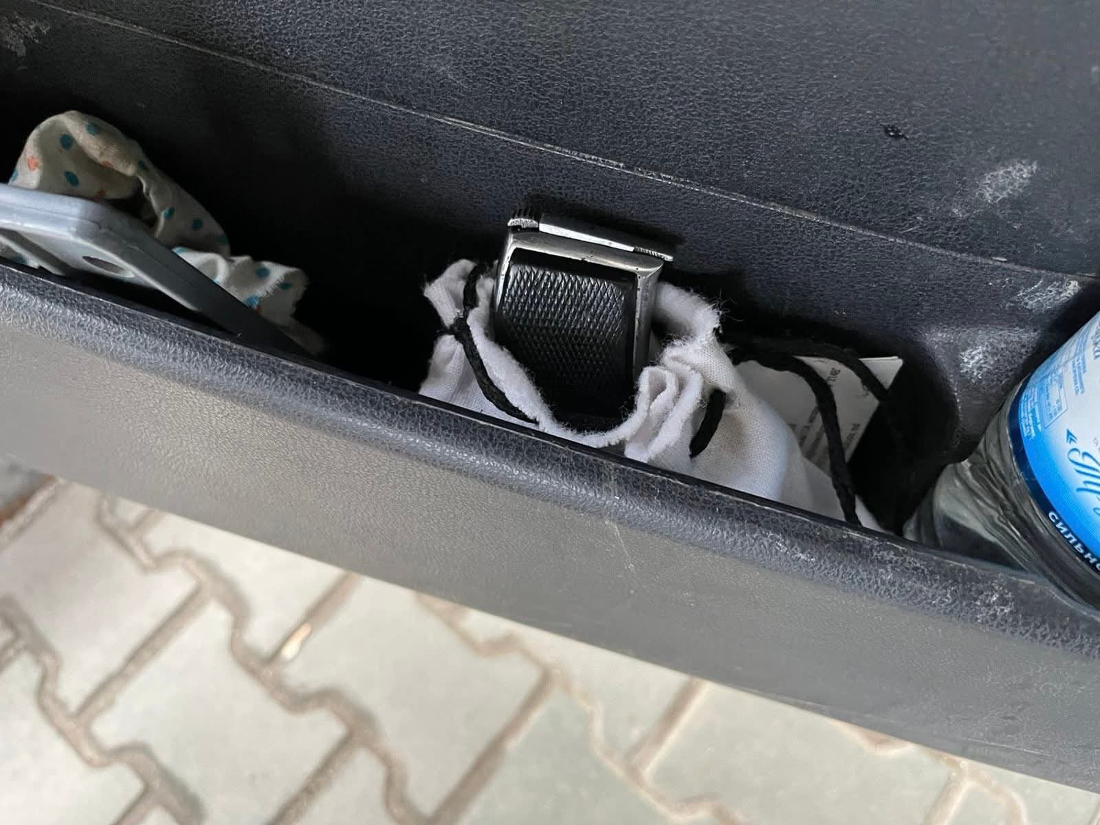 На кордоні з Молдовою виявили пістолет і 45 набоїв у іноземця