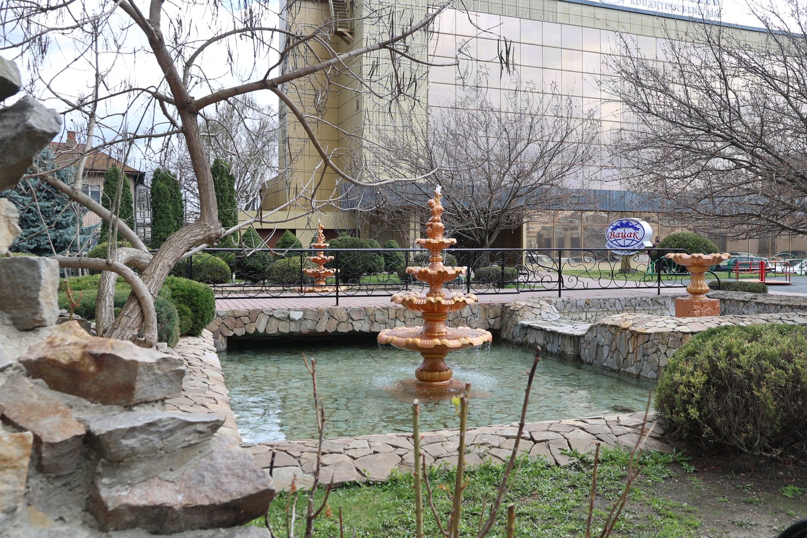 Могилів-Подільський: місто-порт, місто-театр та волонтерська фортеця над Дністром