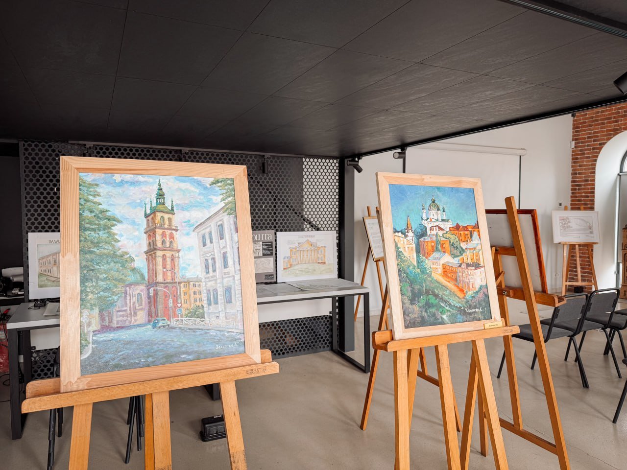 У Вінниці відкрили виставку «Urban спадщина» з роботами студентів