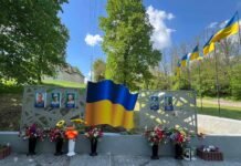 У Чечельницькій громаді відкрили меморіальну дошку загиблим Героям України