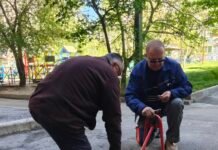 У Вінниці демонтували самовільно встановлені паркувальні бар’єри біля багатоповерхівок