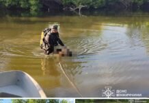 У Хмільнику водолази дістали з річки тіло 14-річної дитини