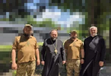 Архієпископ Павло відвідав військові частини на Вінниччині та передав допомогу захисникам