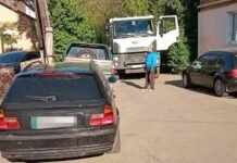 Понад 10 випадків щодня: у Вінниці водіїв закликають не блокувати сміттєві майданчики