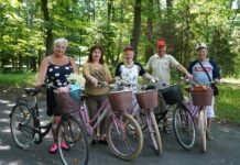У Вінницькому терцентрі розпочали сезон активностей: велосипеди та скандинавська ходьба