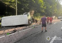 На об’їзній дорозі Вінниці сталася масштабна ДТП: є загибла та постраждалі