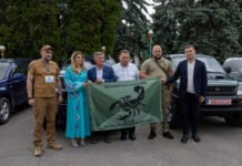 Під час форуму «Ми – Вінничани» – Силам оборони» в Гайсині військовим передали допомоги на понад 5 млн грн