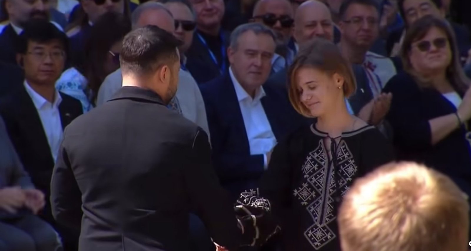 Президент відзначив студентку з Вінниччини, яка рятувала людей під час дронової...