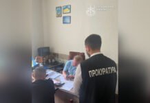 Головному лікарю на Вінниччині повідомили про підозру через понад 1 млн грн збитків на зарплатних надбавках
