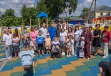 Новий простір без бар’єрів: у Тростянці відкрили розвивально-ігровий майданчик для дітей з особливими освітніми потребами