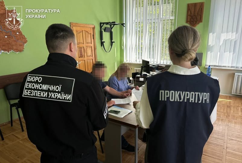 Майже 4 млн грн збитків на ремонті ліцею: посадовиці з Могилів-Подільського...