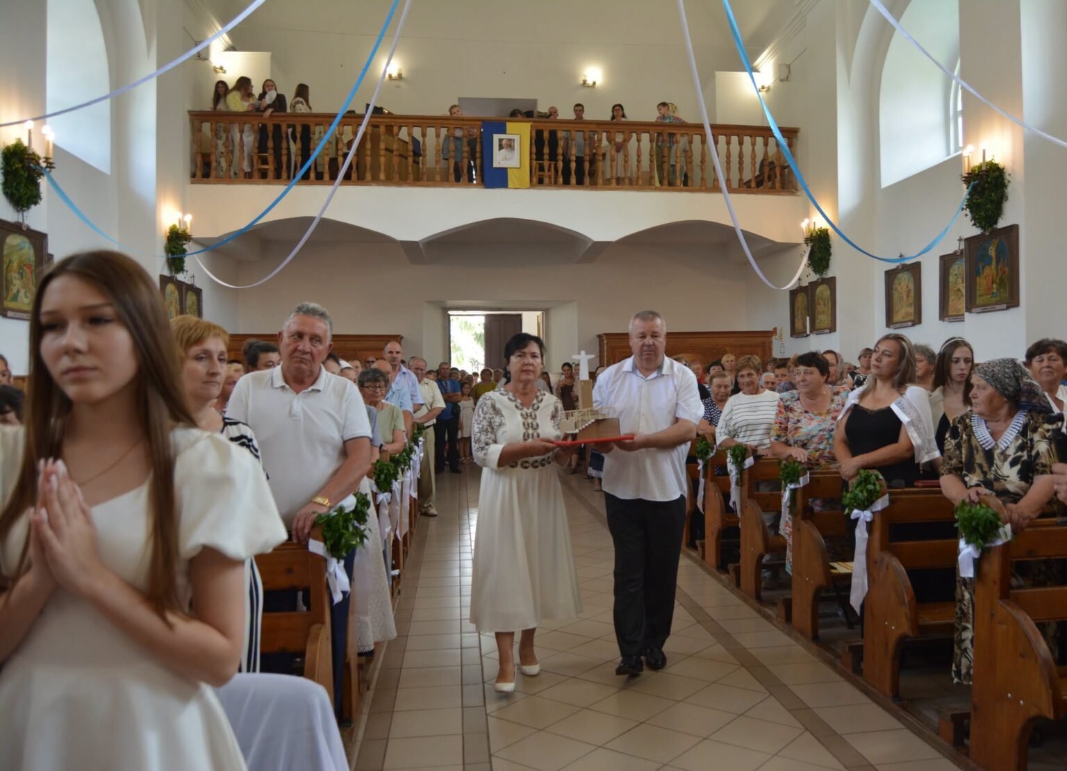 У Томашполі освятили статую Ісуса Христа Спасителя встановлену біля костелу