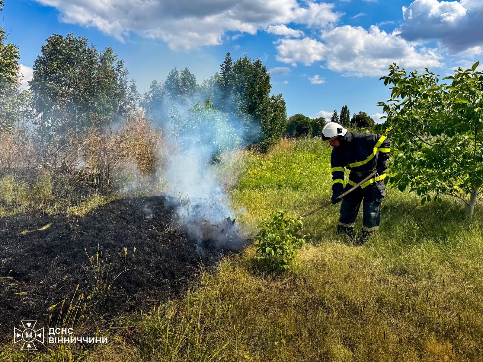 Шість пожеж за добу на Вінниччині: евакуація у багатоповерхівці обласного центру та займання на...