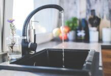 У Вінниці 28 липня частина будинків залишилася без гарячої води: перелік адрес