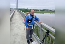 Понад 1400 кілометрів пішки заради України: латвійський волонтер дістався Вінниці