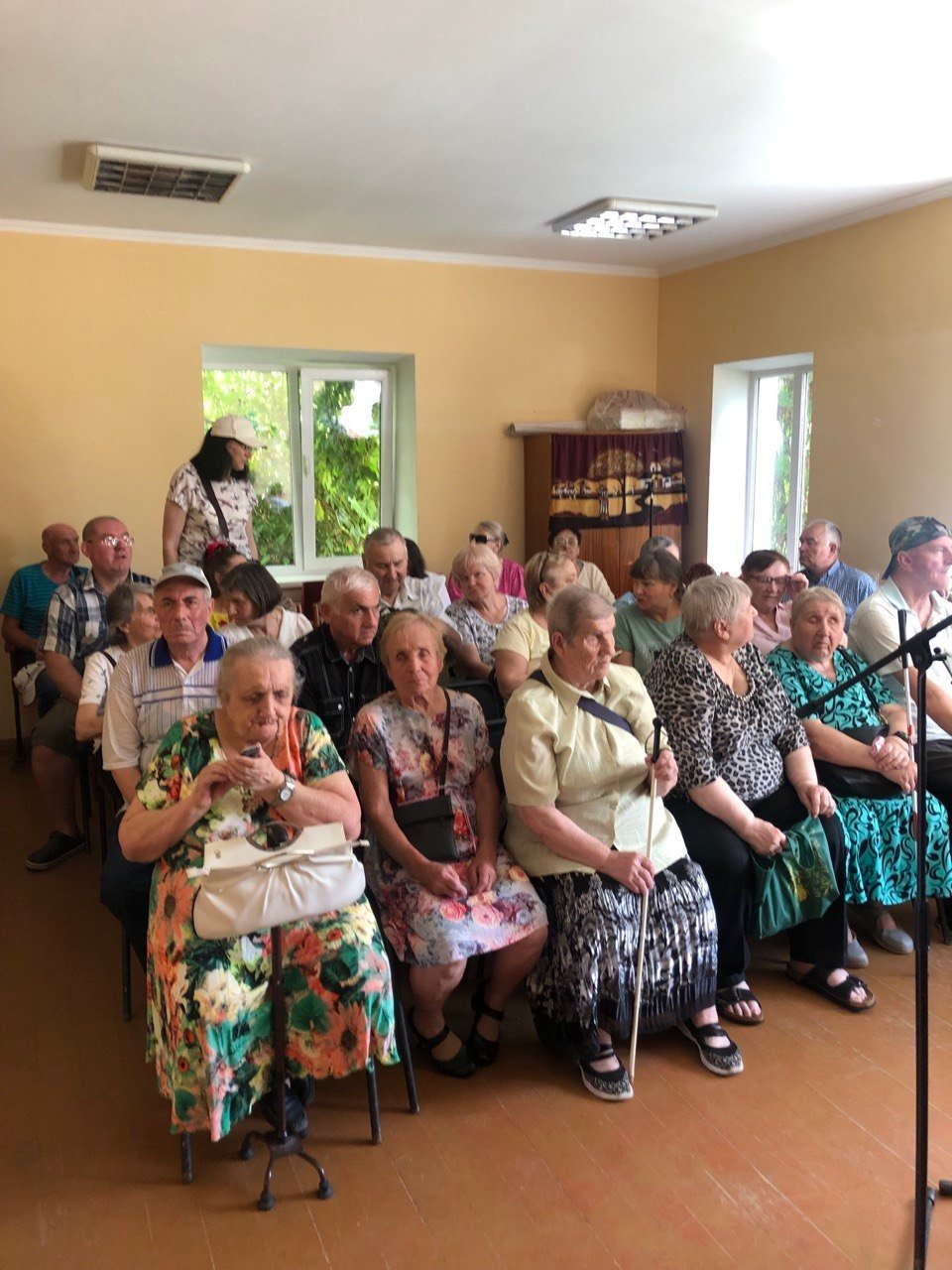 «Пісенний місточок дружби»: творчий десант незрячих митців із Вінниці підкорив Житомир