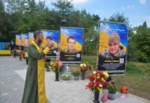 Одинадцять історій мужності: у Журавному відкрили Алею пам’яті Героїв