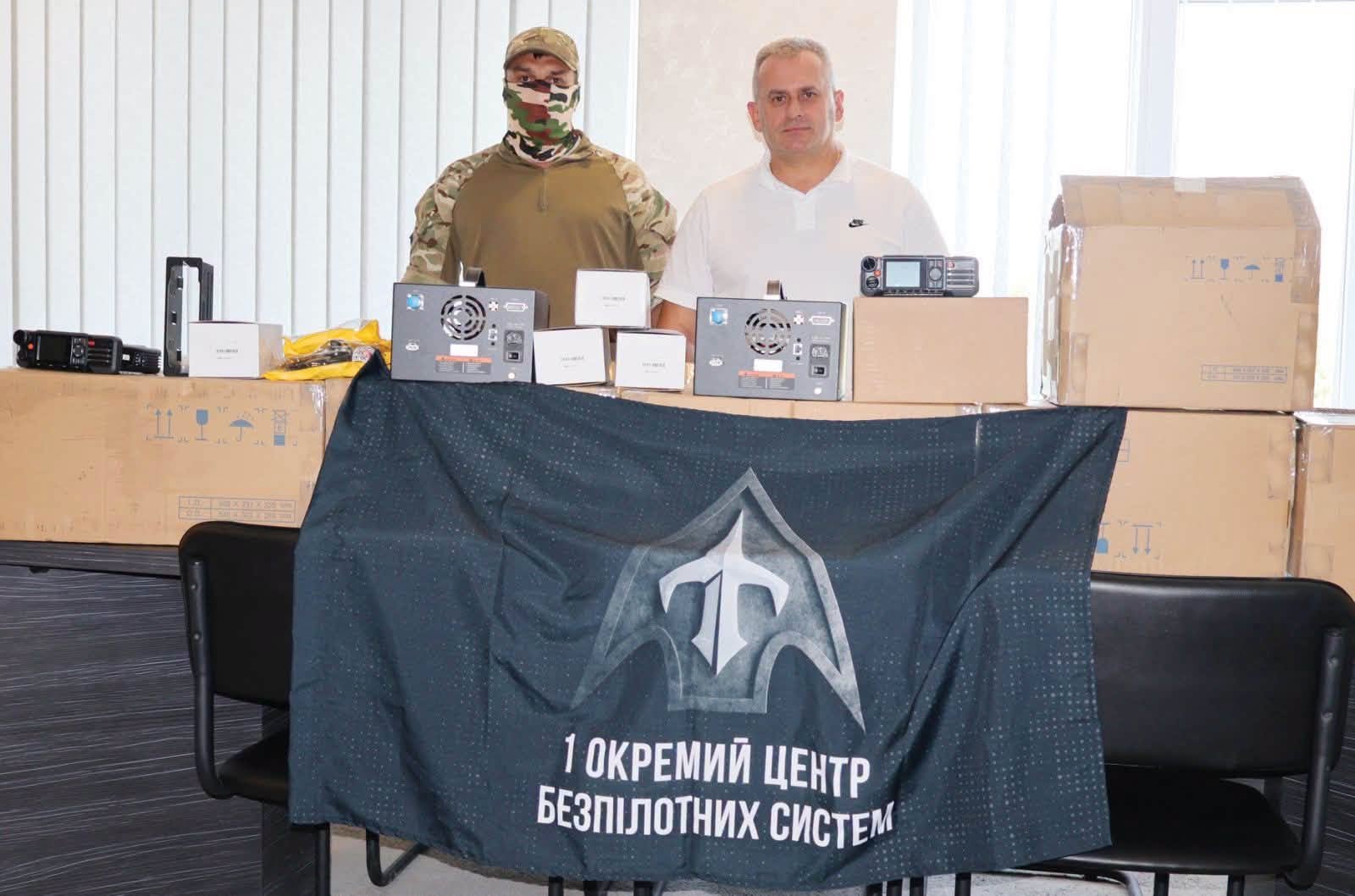 Сучасні радіостанції та обладнання: Барська громада реалізувала проєкт «Барські круки»